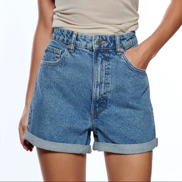 Zara Mom Fit Denim Shorts - Picture 3 of 3